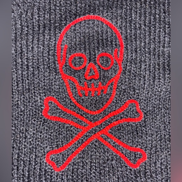 Torrid Black Sweater with Skulls, Hearts and Stars Size 3 - Picture 8 of 10